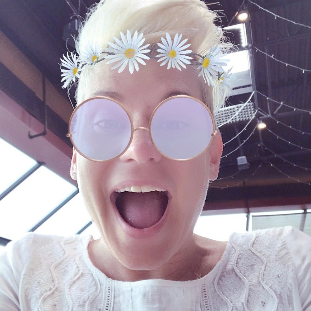 Meet your Posher, Laura